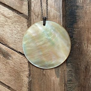 Stone Round Pendant Iridescent to Tan